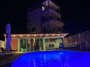 Breeze Villa Mamaia Nord
